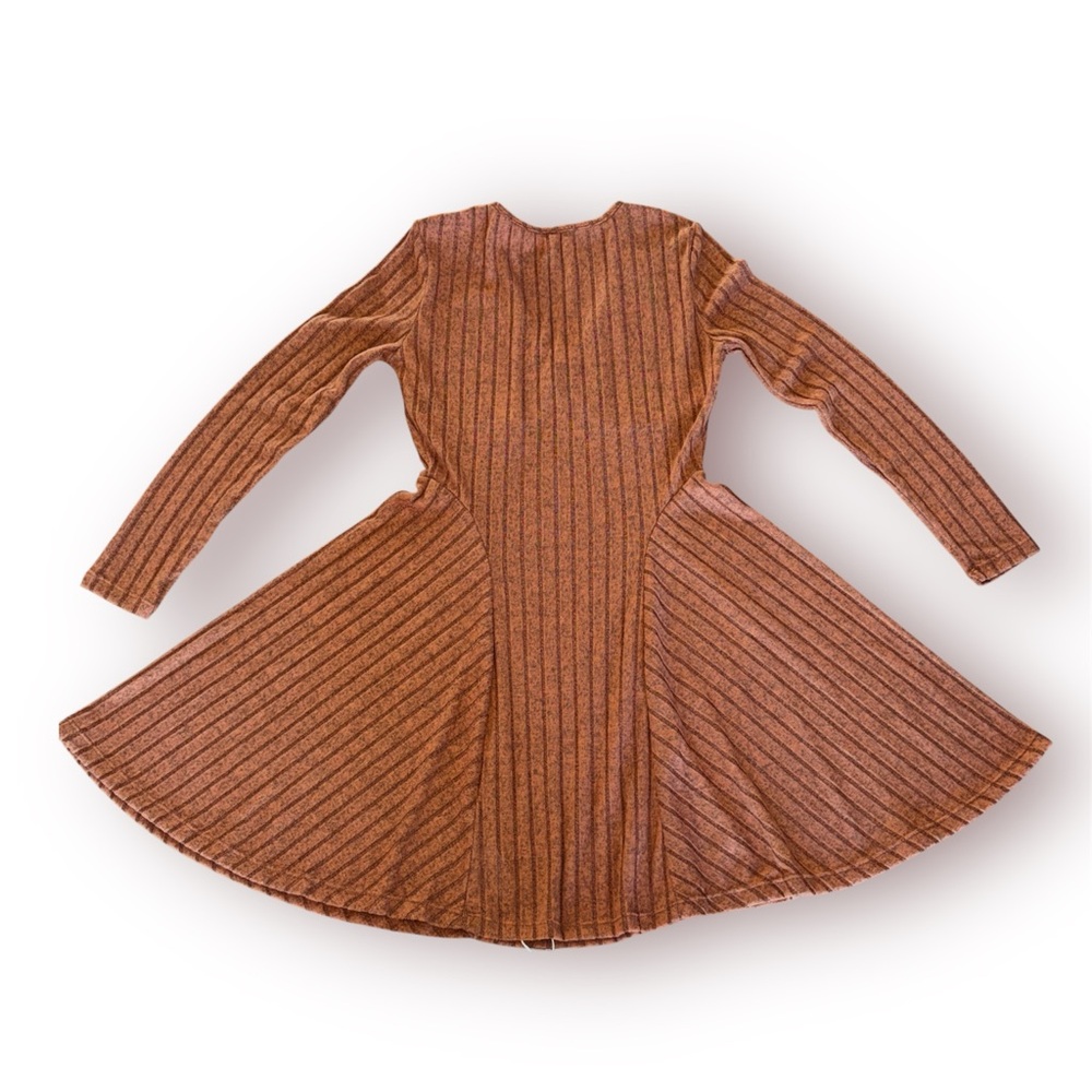 🛍️SALE🛍️HALARA Ribbed Knit V Neck Long Sleeve Fit &  Flare Mini Casual Dress NWT - Picture 5 of 9